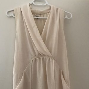 Cream Aritzia Wilfred dress with pockets!